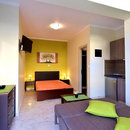 Elia Beach Modern Suites Флогита Экстерьер фото