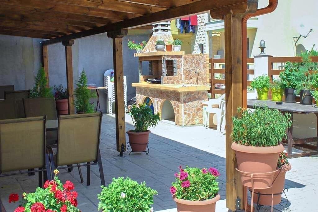 Elia Beach Modern Suites Флогита Экстерьер фото