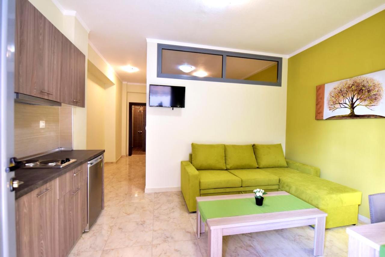 Elia Beach Modern Suites Флогита Экстерьер фото